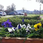 Casale Dei Cento Acri ベッド・アンド・ブレックファスト フィレンツェ